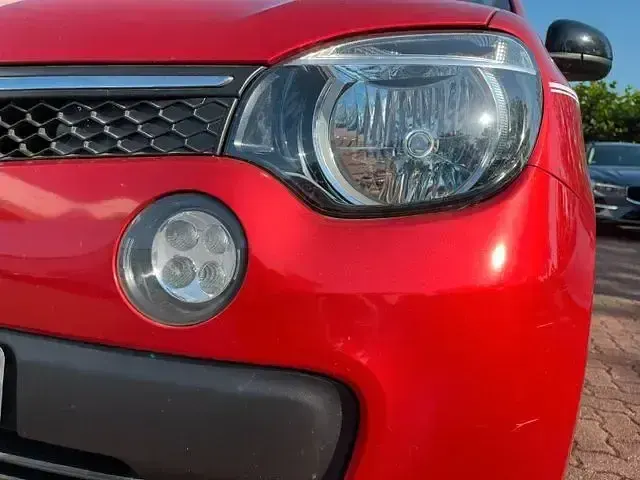 Gebraucht Renault Twingo LIMITED 69 PS (50 kW) 2017 Feuerrot (metallic) Kleinwagen