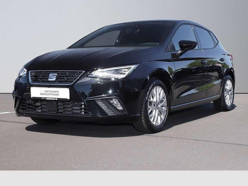 Schwarz Gebraucht 2024 Seat Ibiza FR-Line Limousine | 20.449 € (Fairer Preis) - Bild 1/4