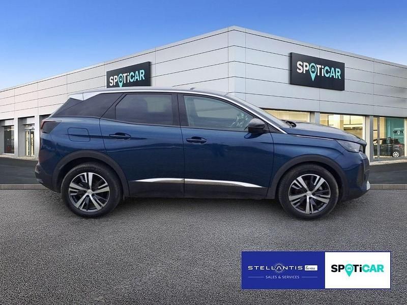 Gebraucht Peugeot 3008 Allure 131 PS (96 kW) 2023 Blau SUV
