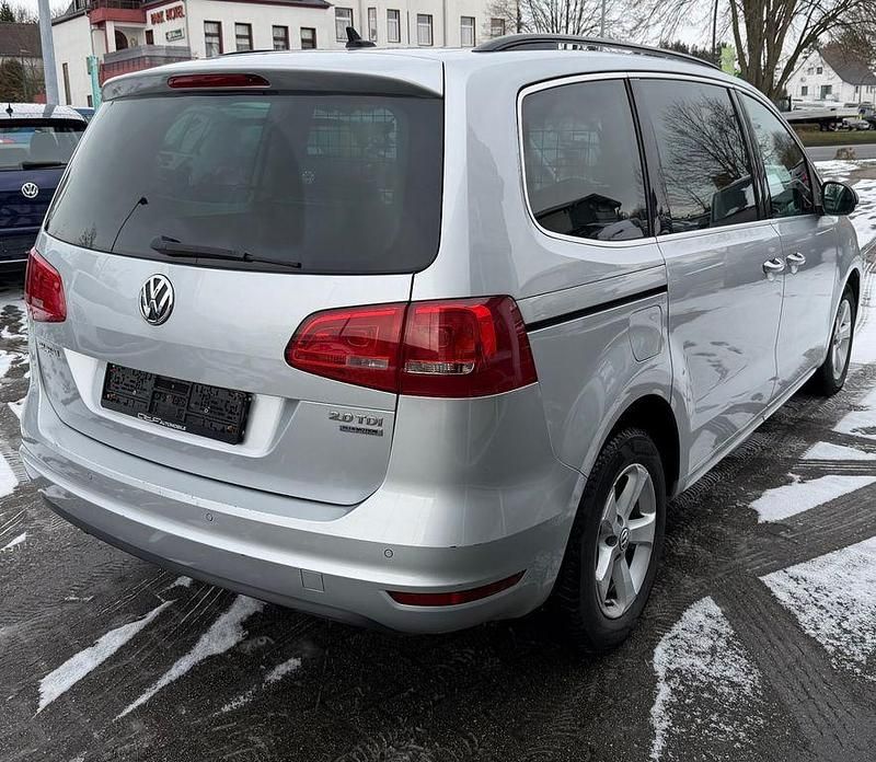 Gebraucht VW Sharan Match 140 PS (102 kW) 2014 Silber Van / Kleinbus