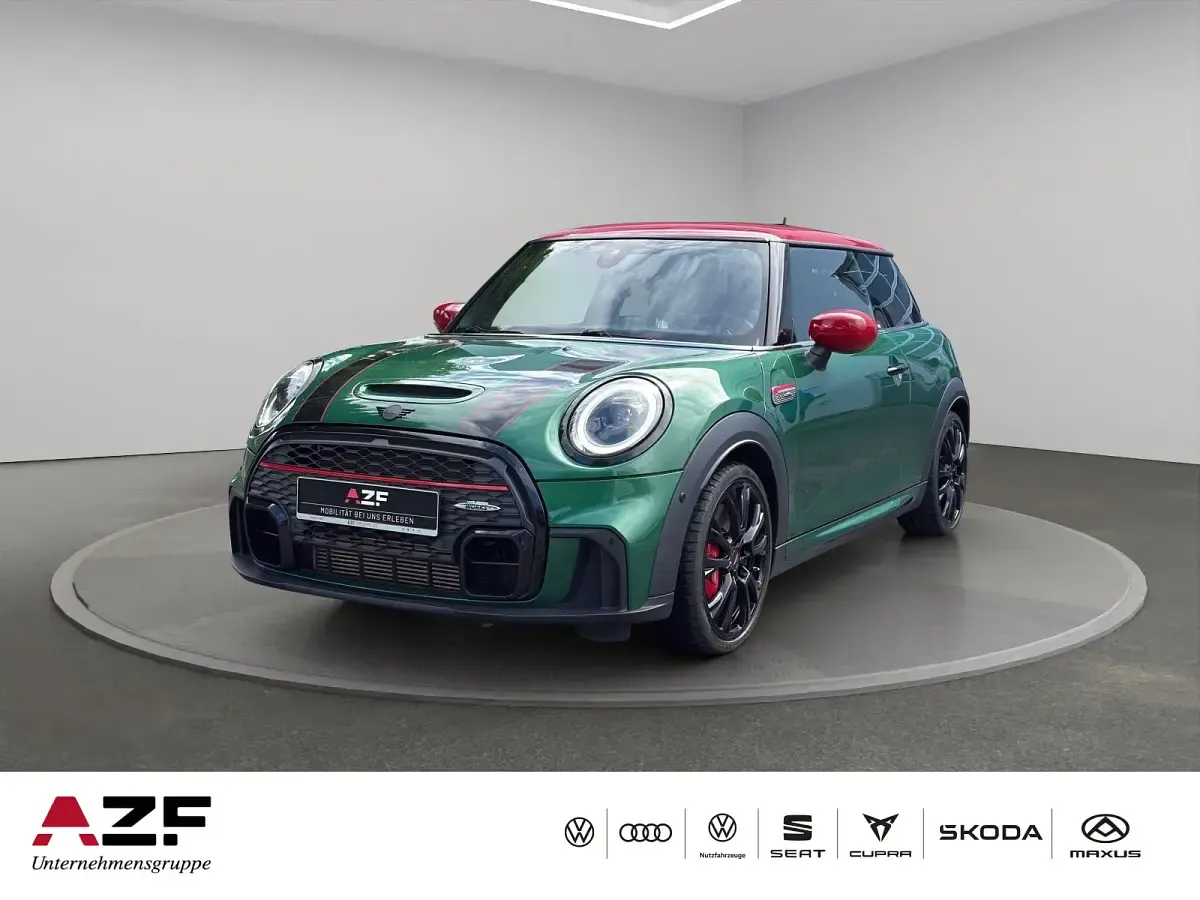 Gebraucht Mini John Cooper Works 231 PS (169 kW) 2021 Kleinwagen