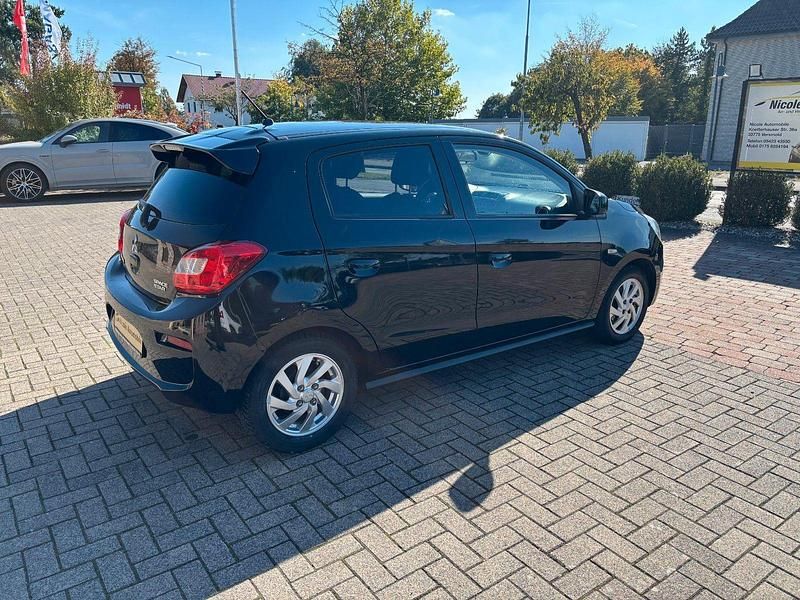 Gebraucht Mitsubishi Space Star Top 80 PS (58 kW) 2017 Schwarz Kleinwagen