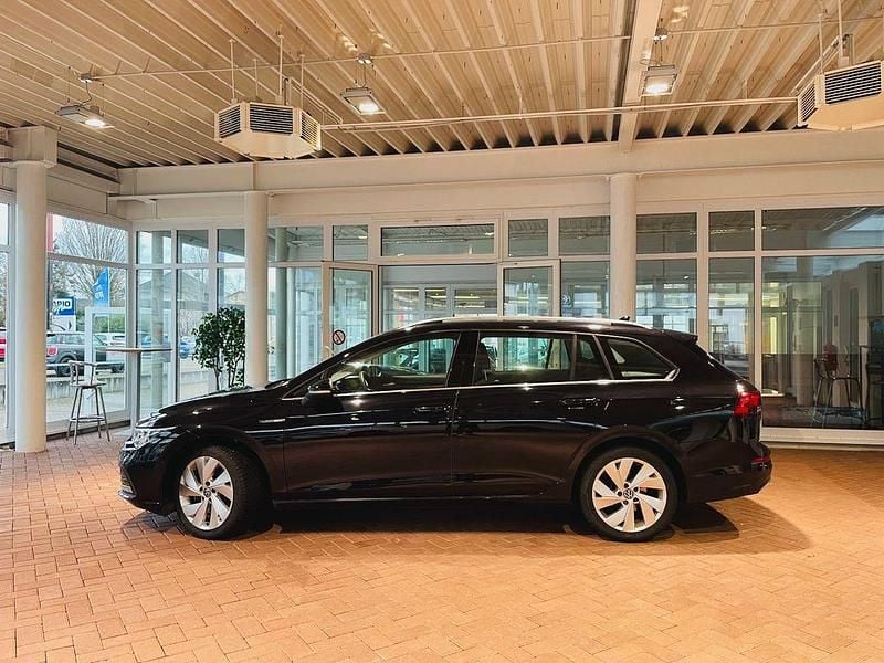 Gebraucht VW Golf VIII Style 150 PS (110 kW) 2020 Schwarz Kombi