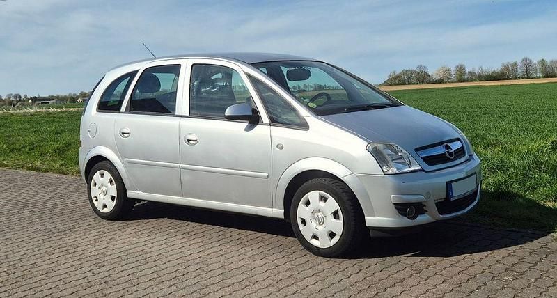 Gebraucht Opel Meriva Edition 90 PS (66 kW) 2007 Silber Van / Kleinbus