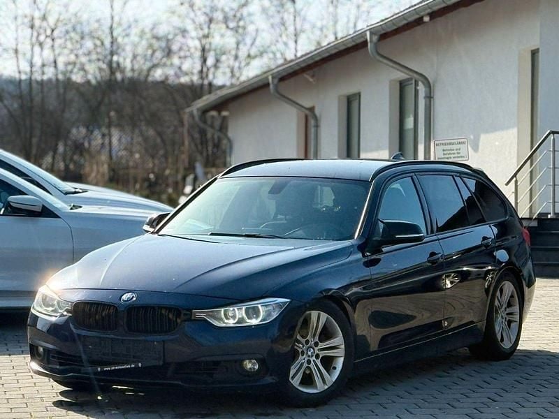 Gebraucht BMW 320 Sport Line 184 PS (135 kW) 2013 Blau Kombi