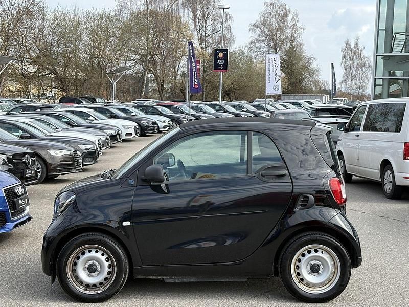 Gebraucht Smart ForTwo Coupé 41 kW (56 PS) 2021 Schwarz Coupé