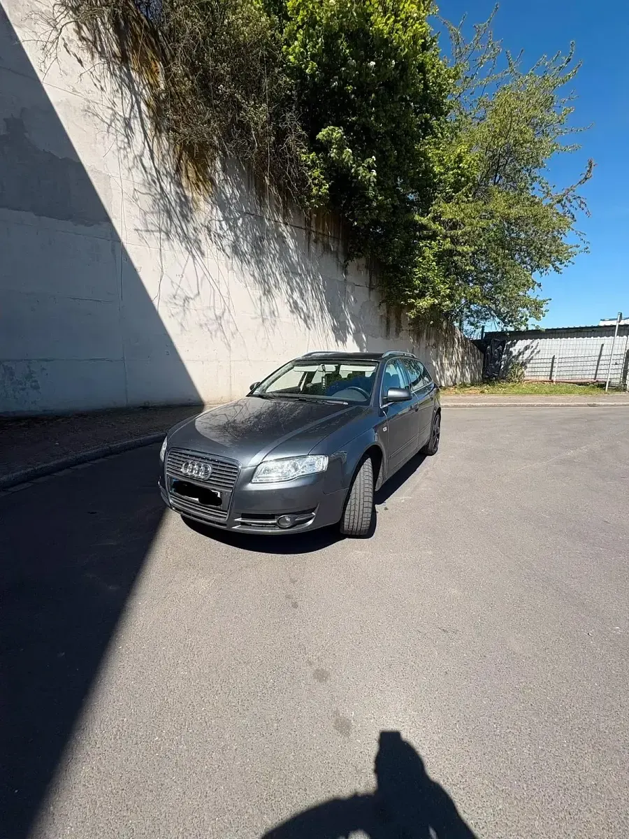 Gebraucht Audi A4 140 PS (102 kW) 2007 Andere farben Kombi
