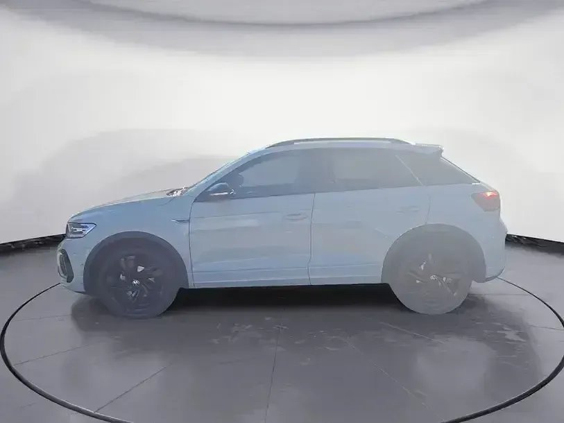 Second-hand VW T-Roc R-line 150 CP (110 kW) 2025 Gri SUV