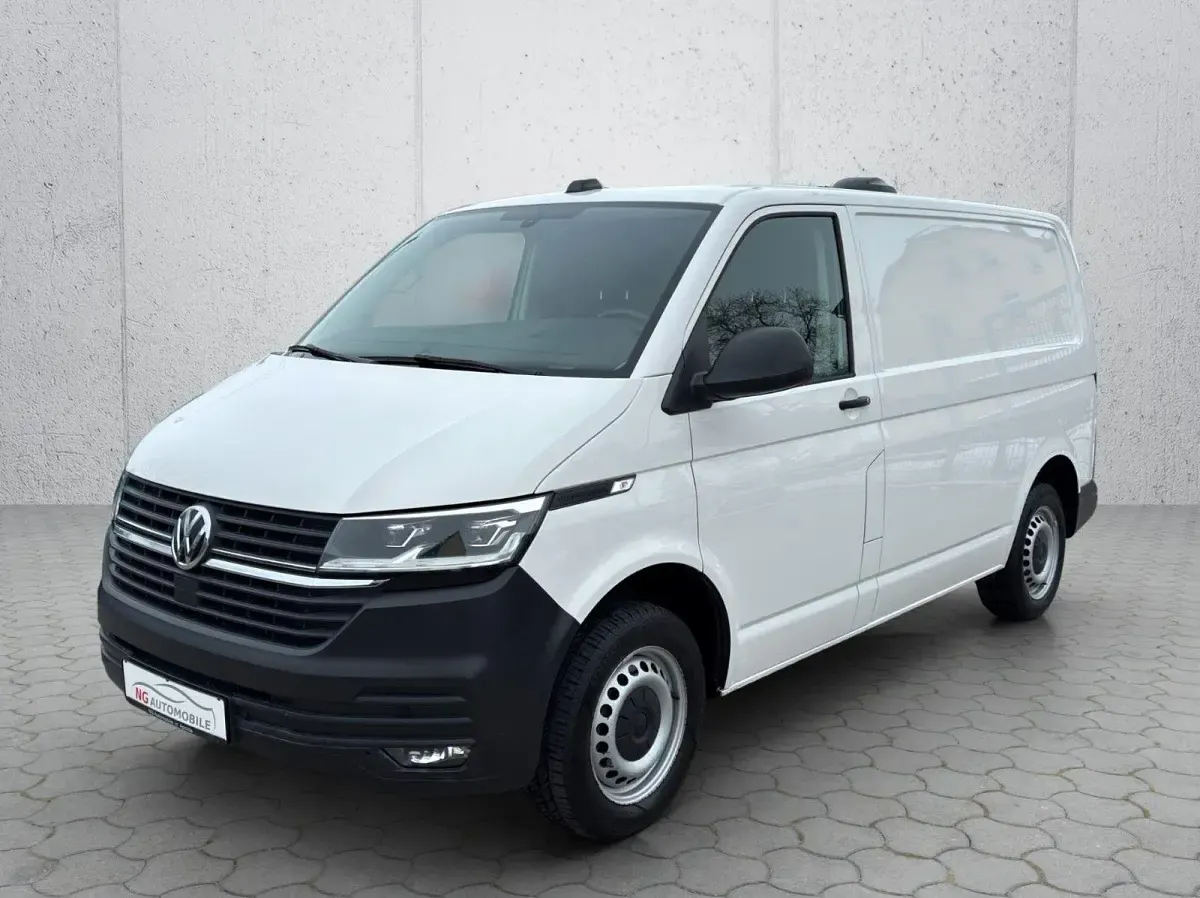 Używany VW Transporter 150 KM (110 kW) 2021 Biały Van