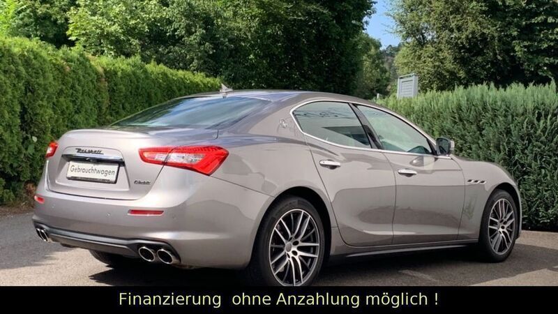 Gebraucht Maserati Ghibli 349 PS (256 kW) 2019 Grau Coupé
