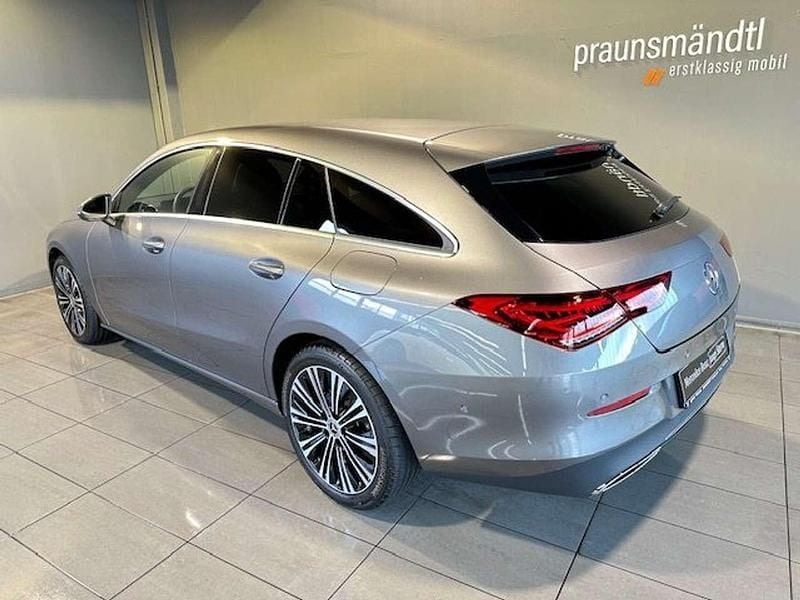 Gebraucht Mercedes CLA200 Progressive 150 PS (110 kW) 2023 Grau Limousine