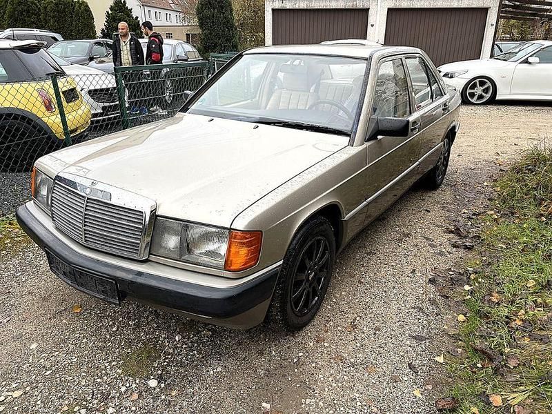 Other Gebraucht 1989 Mercedes 190 Limousine | 2.250 € - Bild 1/4