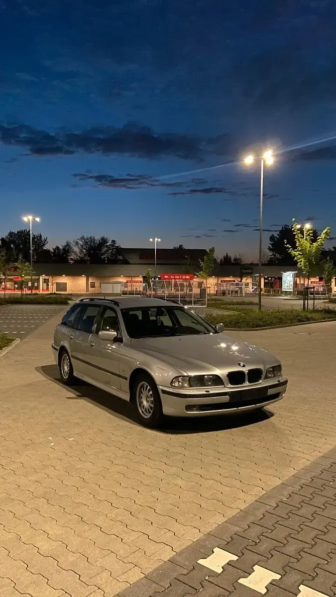 Gebraucht BMW 528 193 PS (141 kW) 2000 Silber Kombi