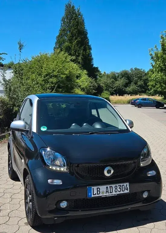 Gebraucht Smart ForTwo Coupé Passion 71 PS (52 kW) 2016 Schwarz Coupé