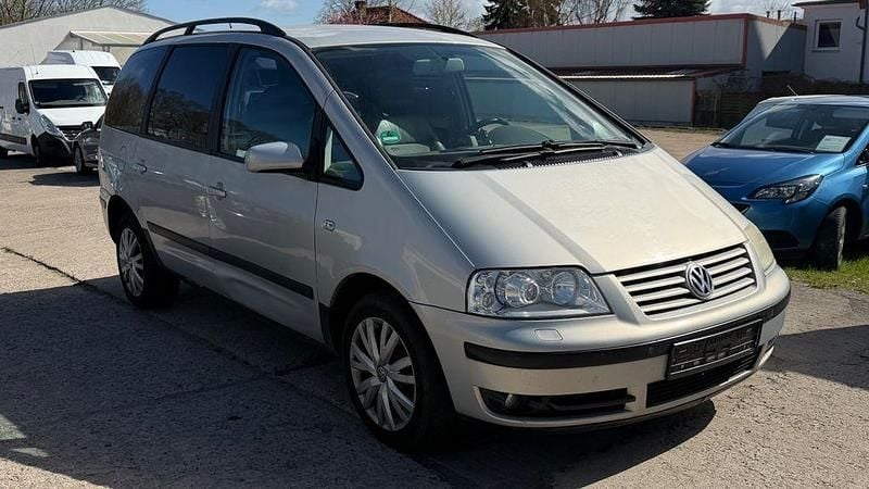 Gebraucht VW Sharan Highline 204 PS (150 kW) 2003 Silber Van / Kleinbus