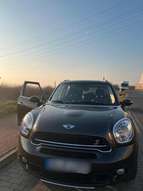 Braun Gebraucht 2016 Mini Cooper SD Kleinwagen | 15.000 € (Teuer) - Bild 1/4