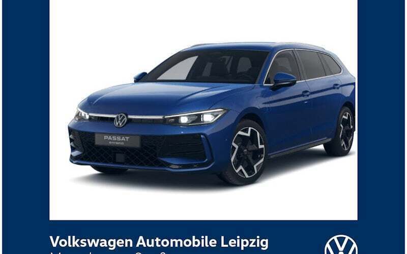 Blau Gebraucht 2024 VW Passat R-line Kombi | 43.830 € - Bild 1/4