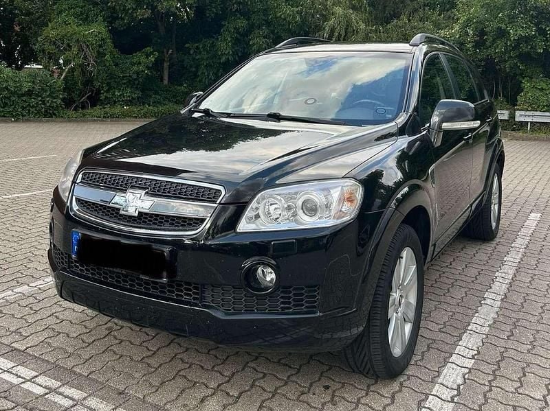 Schwarz Gebraucht 2007 Chevrolet Captiva LT SUV | 5.190 € (Fairer Preis) - Bild 1/4