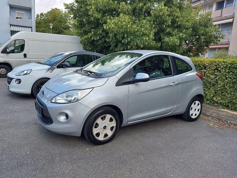 Silber Gebraucht 2012 Ford Ka Champions Edition Kleinwagen | 2.450 € (Guter Preis) - Bild 1/3