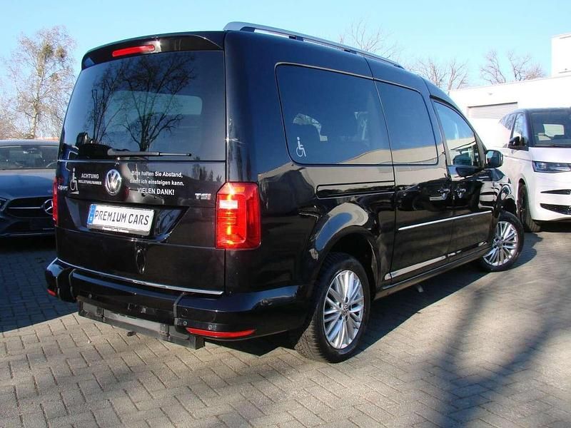 Gebraucht VW Caddy Highline 125 PS (91 kW) 2018 Deep black pearl Van / Kleinbus