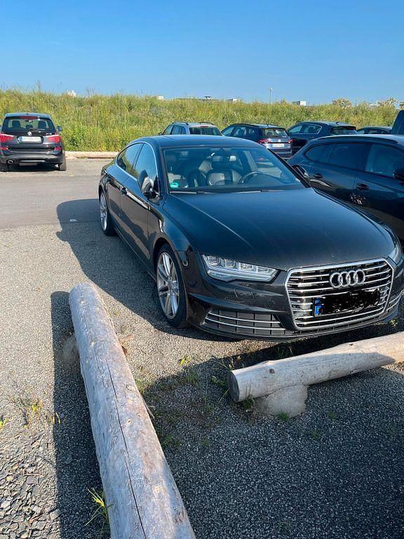 Schwarz Gebraucht 2015 Audi A7 Sportback Ambiente Kleinwagen | 21.500 € (Guter Preis) - Bild 1/4