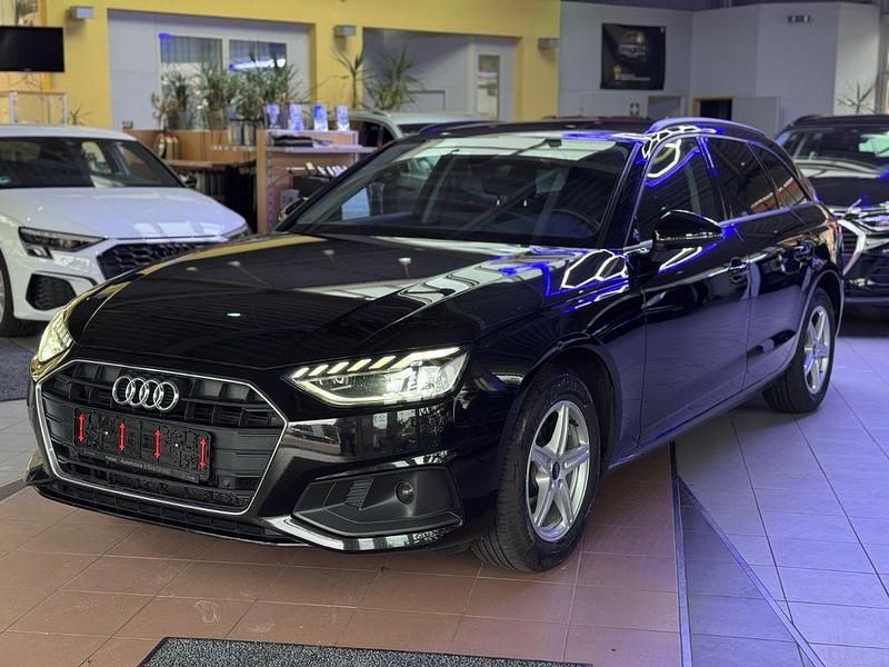 Gebraucht Audi A4 Sport 163 PS (119 kW) 2021 Schwarz Kombi