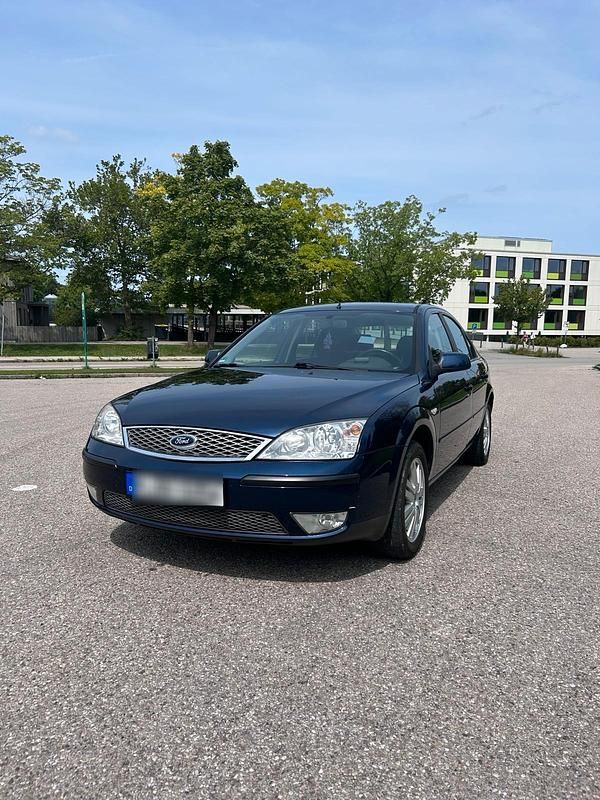 Blau Gebraucht 2005 Ford Mondeo Limousine | 3.250 € (Teuer) - Bild 1/4