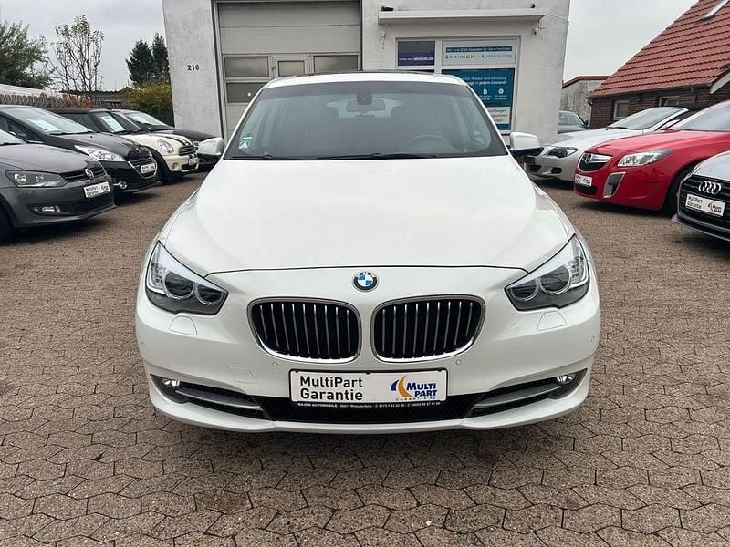 Weiß Gebraucht 2012 BMW 530 Gran Turismo SUV | 15.990 € (Etwas zu teuer) - Bild 1/4