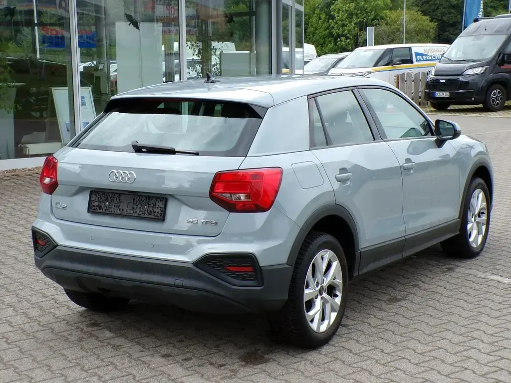 Gebraucht Audi Q2 Sport 150 PS (110 kW) 2021 Grau SUV