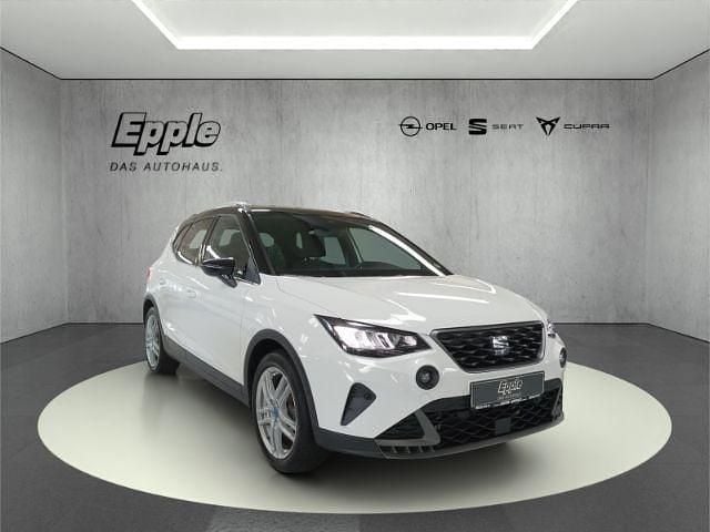 Weiß Gebraucht 2025 Seat Arona FR SUV | 25.490 € (Fairer Preis) - Bild 1/4