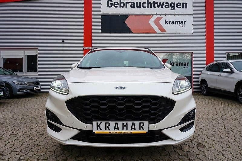 Gebraucht Ford Kuga ST-Line 120 PS (88 kW) 2022 Weiß SUV