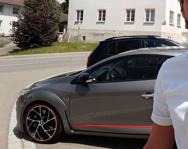 Gebraucht Renault Mégane III R.S. 300 PS (220 kW) 2010 Grau Coupé