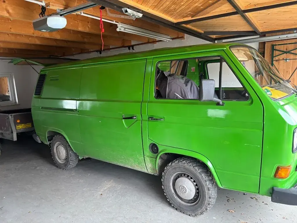 Gebraucht VW T3 64 PS (47 kW) 1981 Grün Van