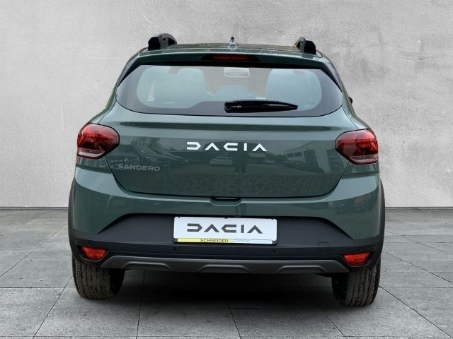 Gebraucht Dacia Sandero Expression 91 PS (66 kW) 2024 Safarigrüngrau Kleinwagen