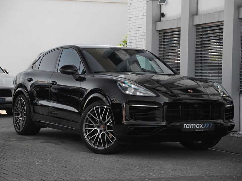 Schwarz Gebraucht 2022 Porsche Cayenne SUV | 99.500 € - Bild 1/4