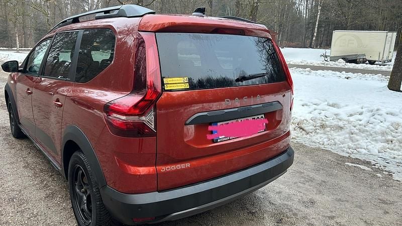 Gebraucht Dacia Jogger Extreme 110 PS (80 kW) 2022 Andere farben Van / Kleinbus