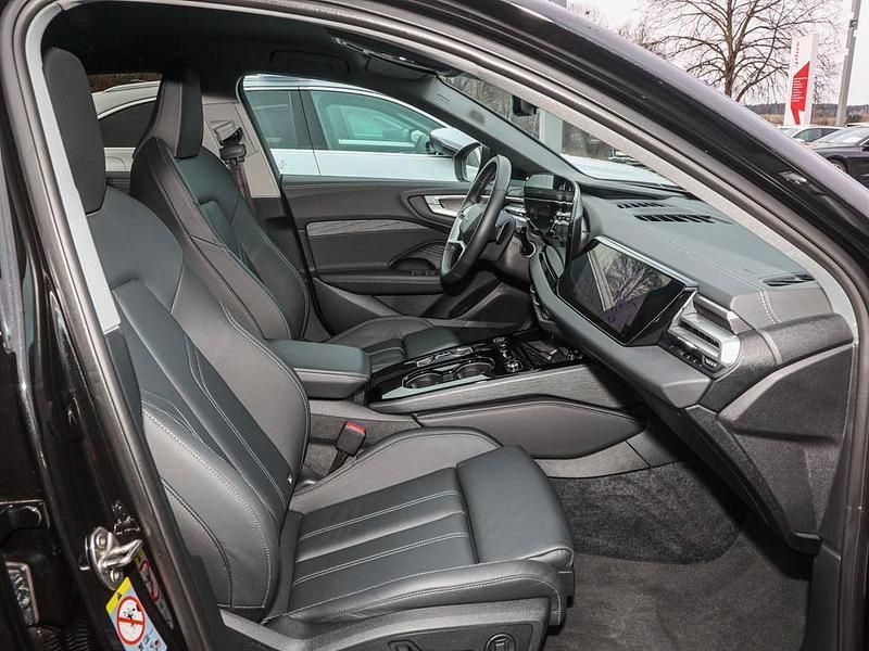 Gebraucht Audi A5 S-Line 204 PS (150 kW) 2025 Mythosschwarz metallic (metallic) Kombi