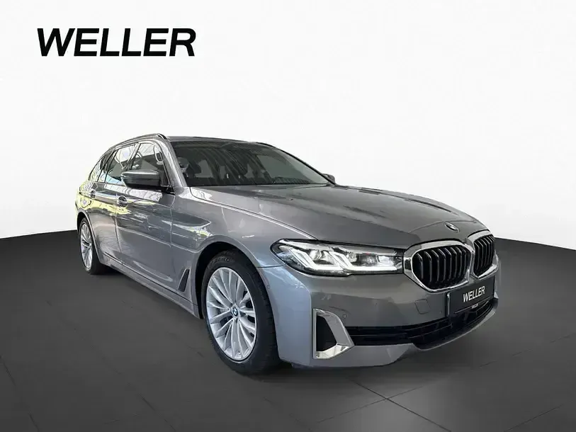 Gebraucht BMW 530 Comfort Edition 286 PS (210 kW) 2023 Skyscraper grau (grau) Kombi