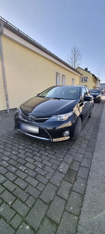 Gebraucht Toyota Auris 132 PS (97 kW) 2014 Schwarz Limousine