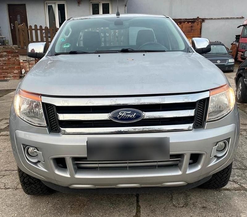 Gebraucht Ford Ranger XLT 150 PS (110 kW) 2013 Silber Pickup