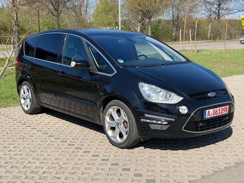 Gebraucht Ford S-MAX Titanium 203 PS (149 kW) 2010 Schwarz Van / Kleinbus