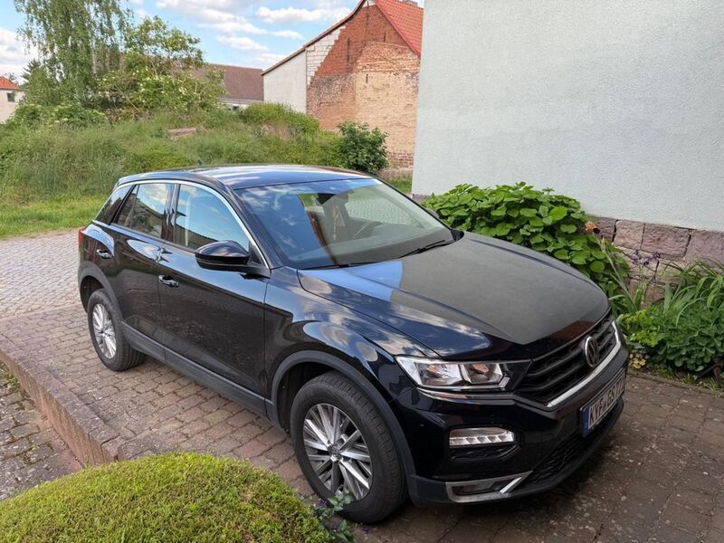 Schwarz Gebraucht 2018 VW T-Roc SUV | 14.499 € (Superpreis) - Bild 1/4
