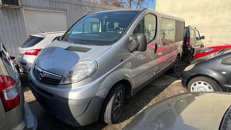 Gebraucht Opel Vivaro 114 PS (83 kW) 2009 Grau Van / Kleinbus
