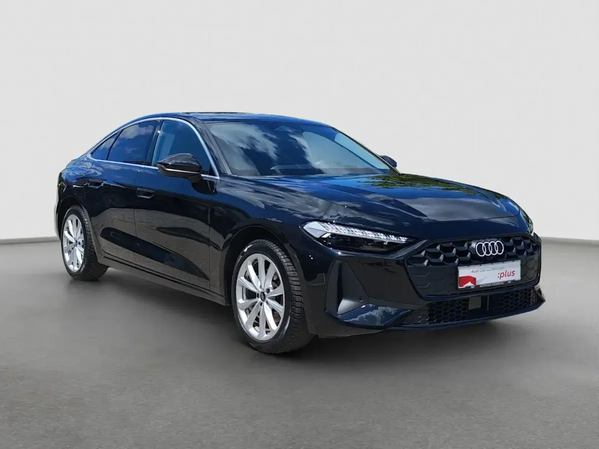 Gebraucht Audi A5 Sport 204 PS (150 kW) 2025 Schwarz Limousine