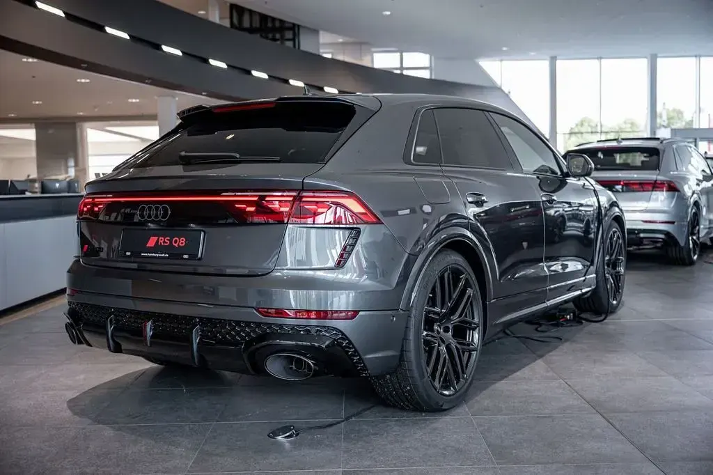 Neu Audi RS Q8 Sport 600 PS (441 kW) 2026 Grau SUV