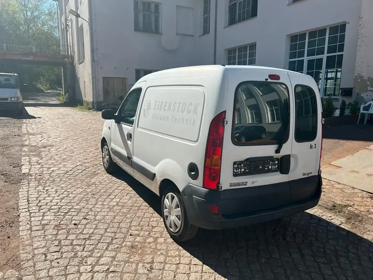Gebraucht Renault Kangoo 66 PS (48 kW) 2004 Weiß Van / Kleinbus