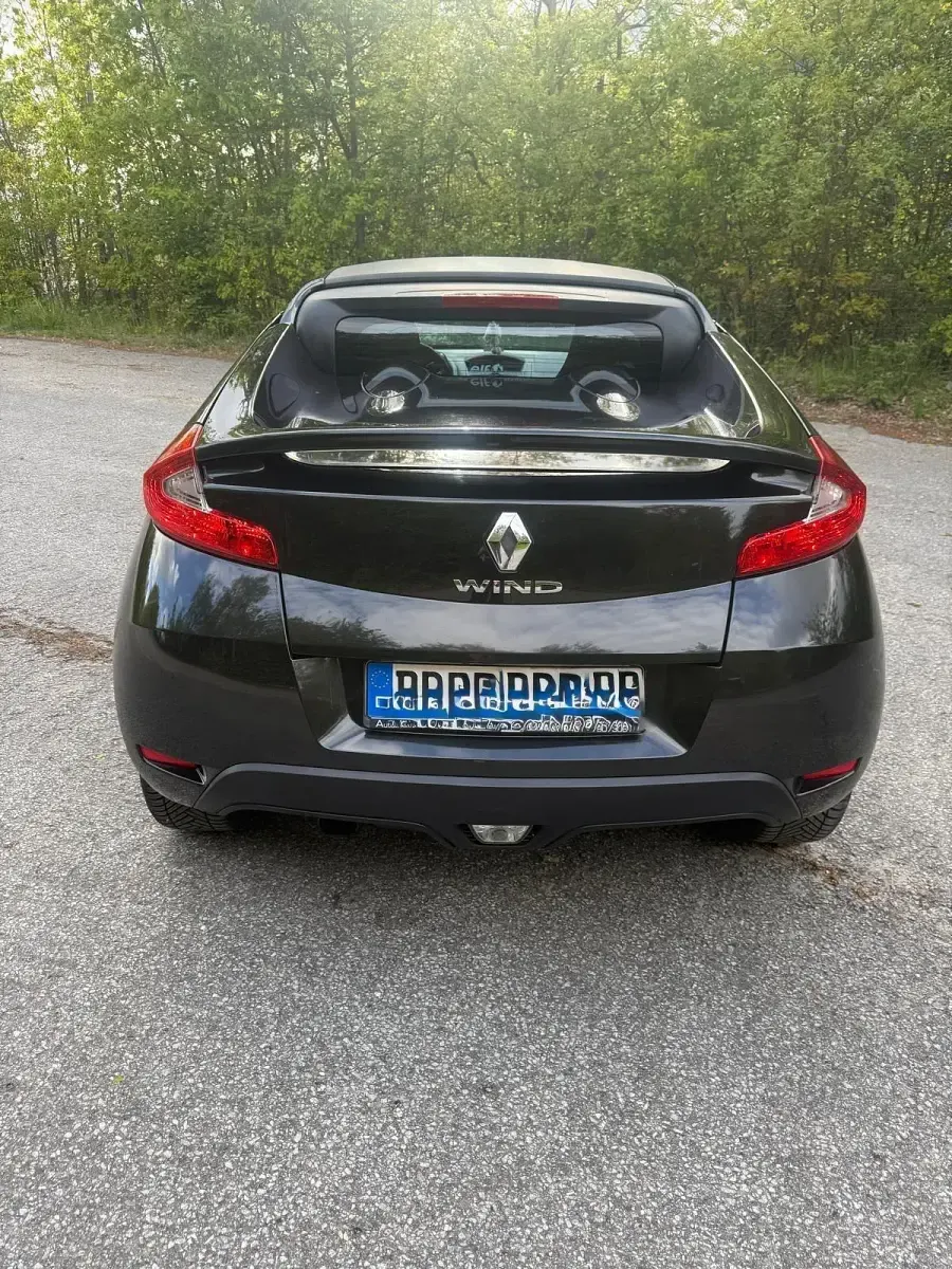 Gebraucht Renault Wind 101 PS (74 kW) 2011 Schwarz Cabrio