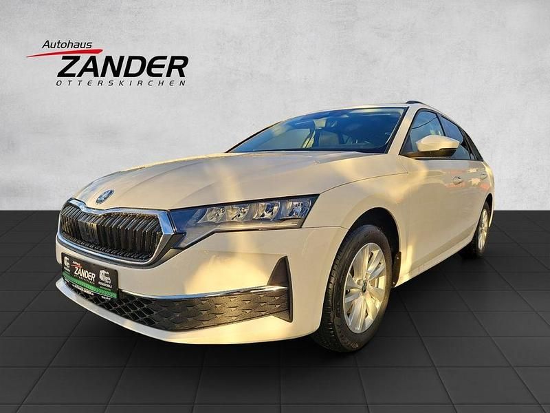 Candyweiß Gebraucht 2024 Skoda Octavia Selection Kombi | 26.990 € (Superpreis) - Bild 1/4