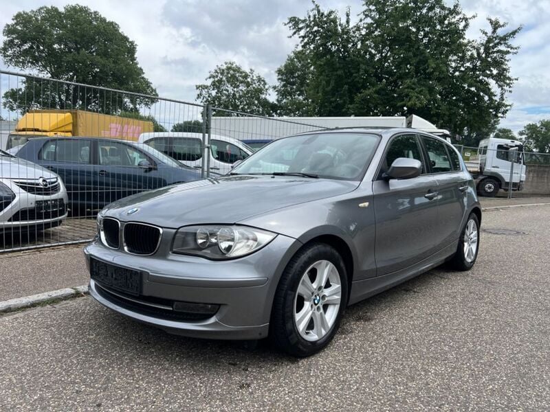 Grau Gebraucht 2011 BMW 116 Advantage Kleinwagen | 7.390 € (Etwas zu teuer) - Bild 1/4