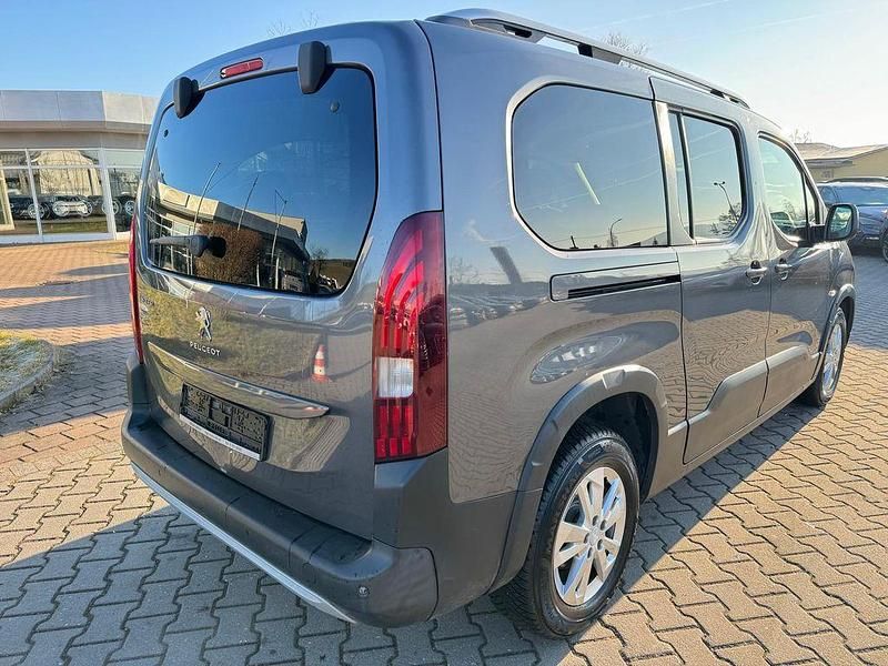 Gebraucht Peugeot Rifter Allure 131 PS (96 kW) 2019 Grau Van / Kleinbus